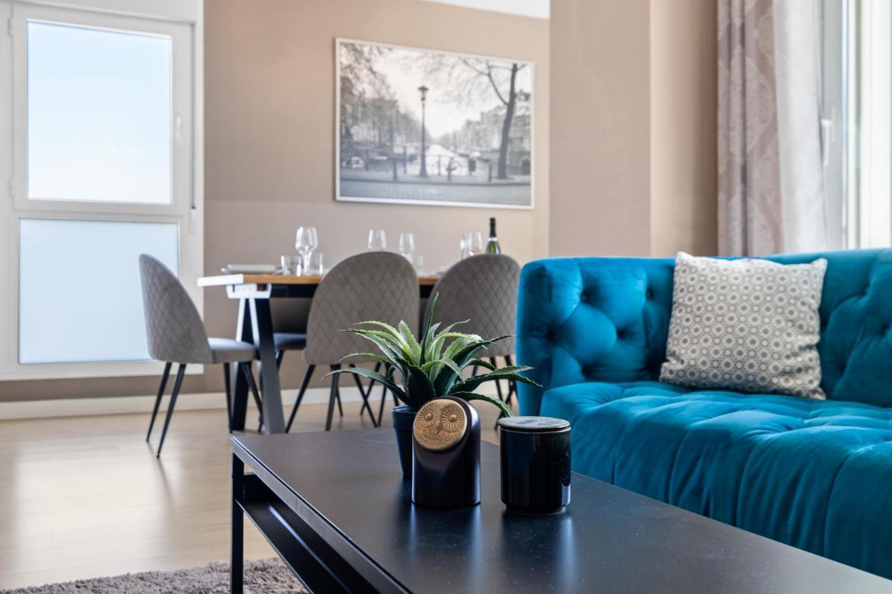 Luxury New Apartment City Center Estepona - Private Parking Dış mekan fotoğraf